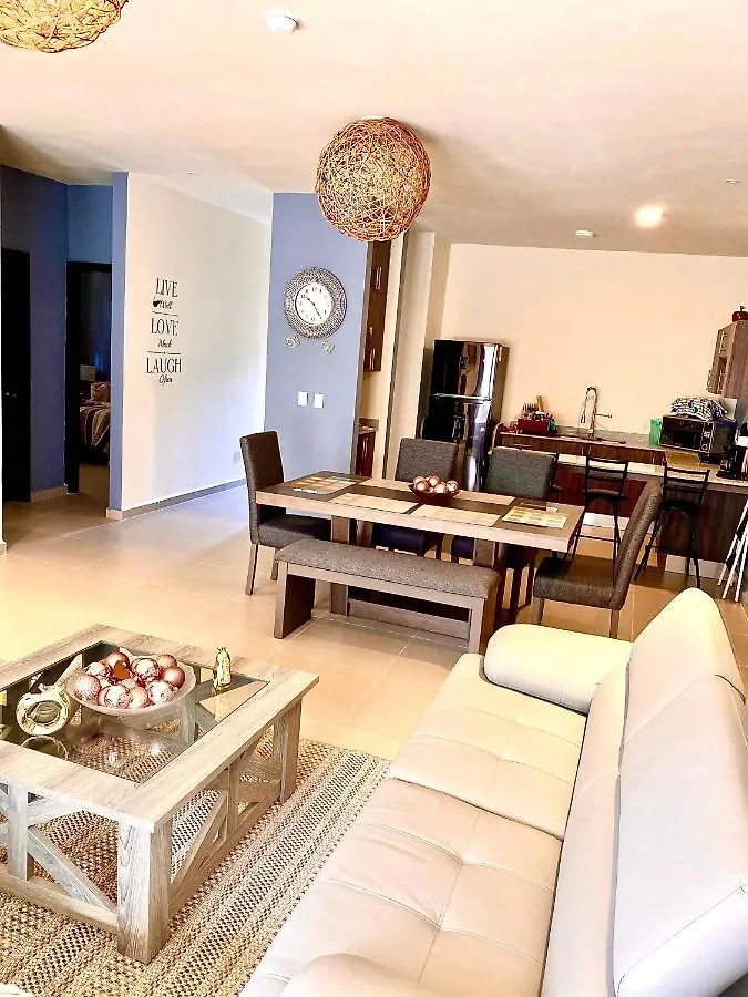 Amplio Y Confortable Apartamento En Playa Del Carmen